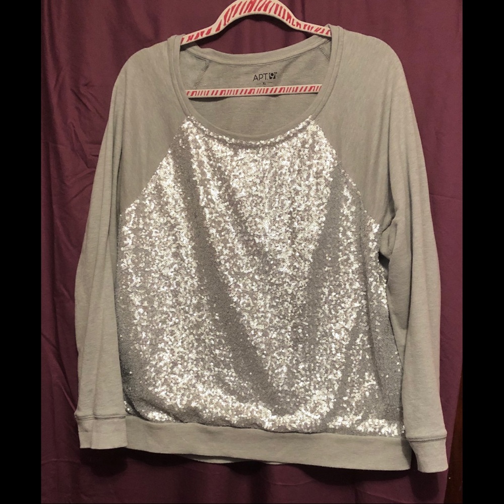 Gray/Silver Sweater